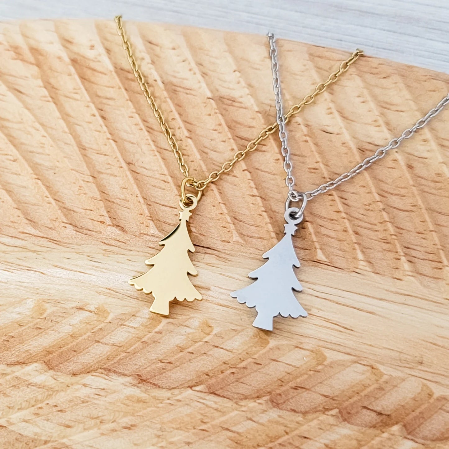 Tree necklace