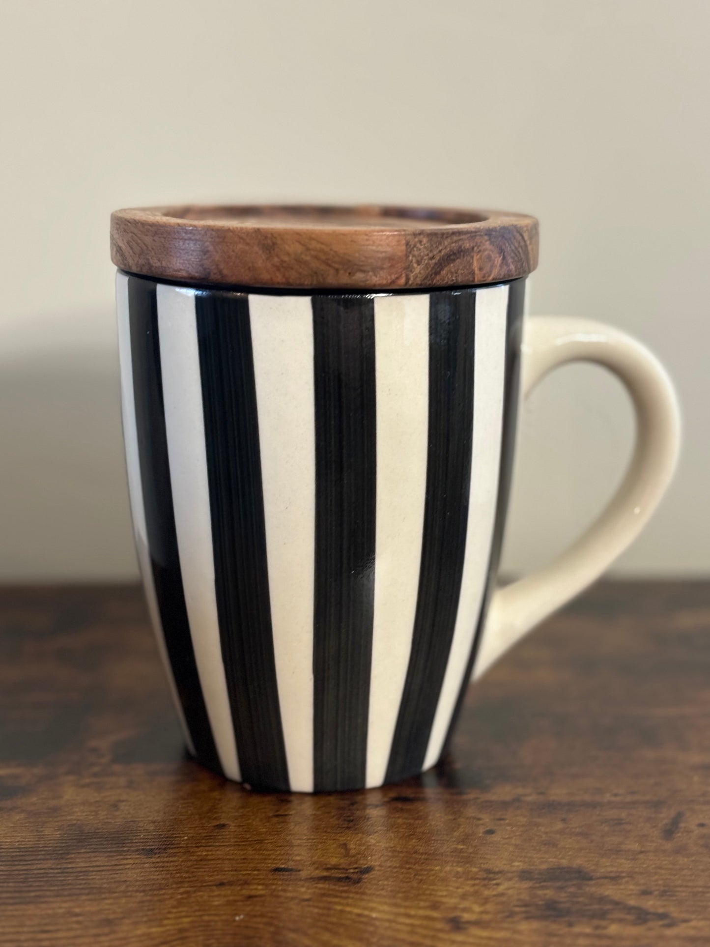 Coffee Cup with Coaster Lid